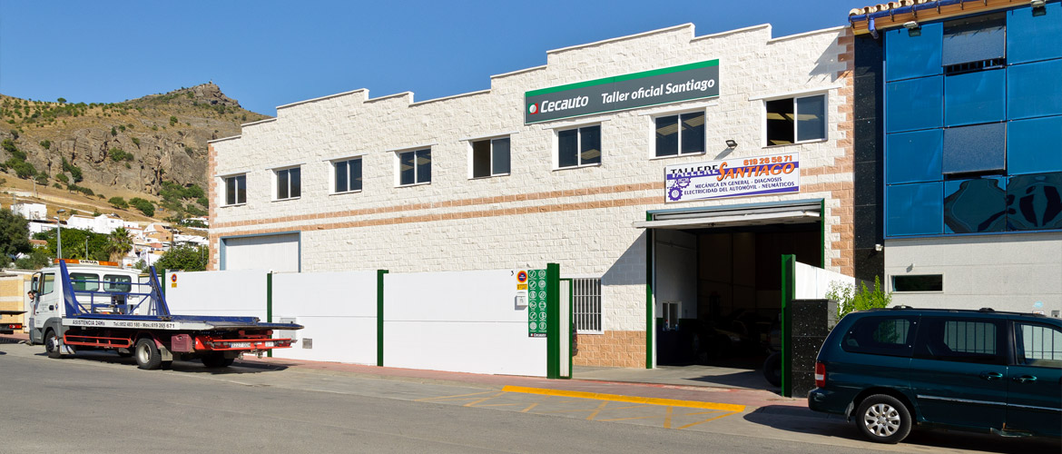 Car Towing Santiago facilities in Pizarra